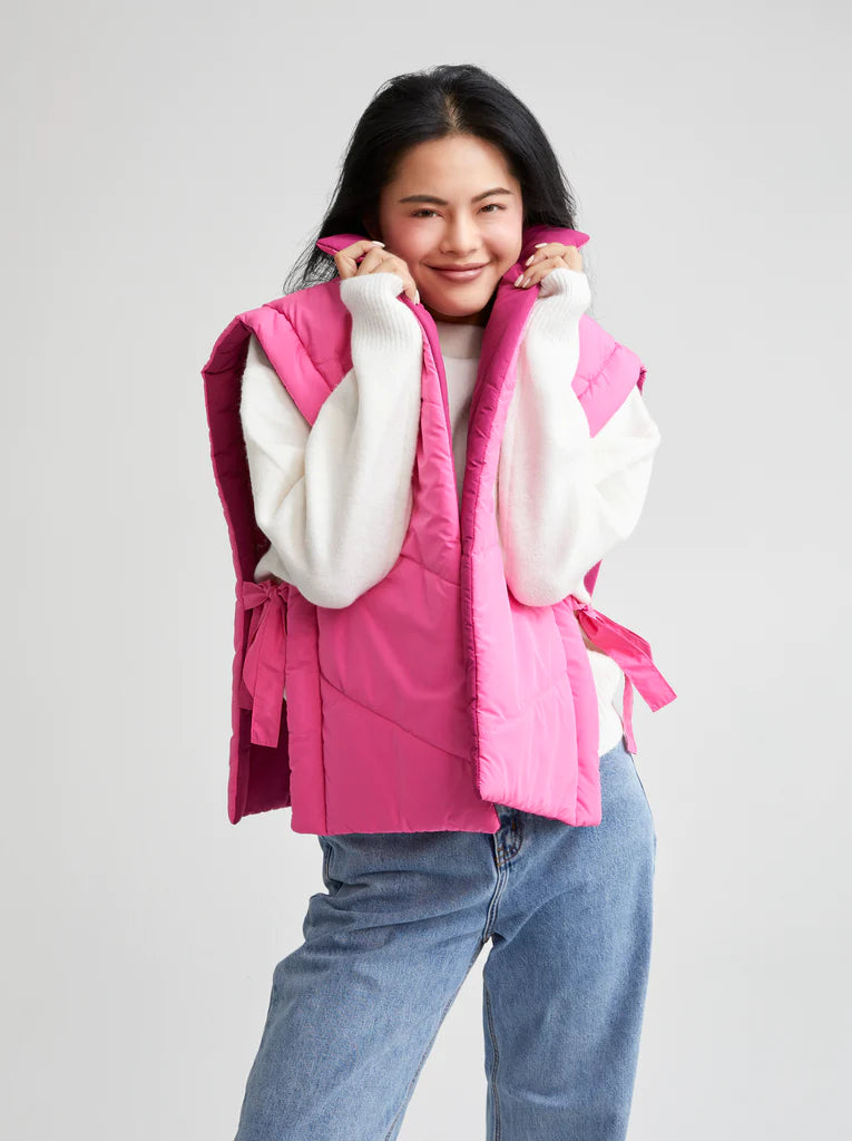 Petra Reversible Vest - Pink