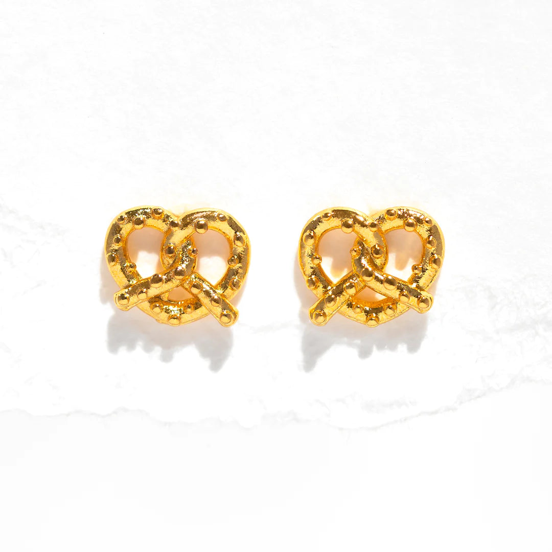 Knot Your Average Pretzel Stud