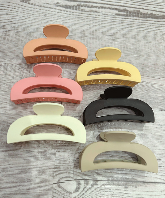 Matte Claw Clip