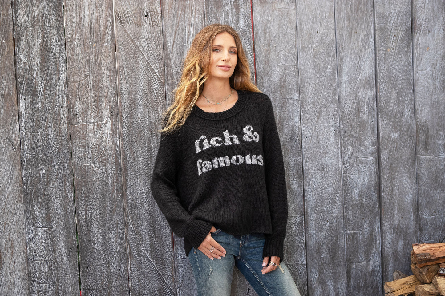 RICH & FAMOUS CREWNECK SWEATER
