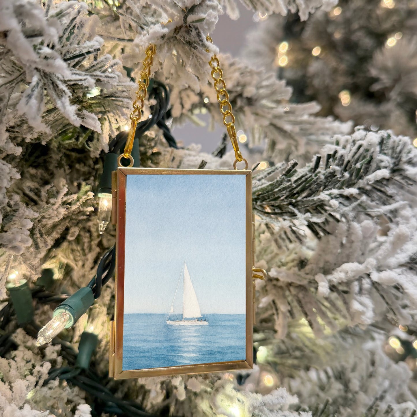 Gold Mini Hanging Frame Ornament