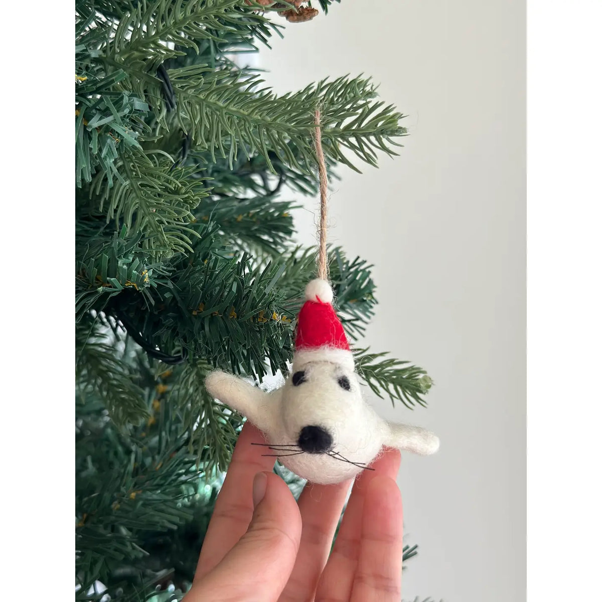 Ornament - Seal W/ Hat