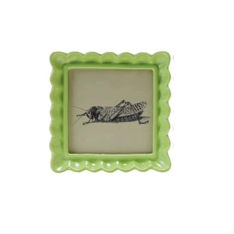 Square Ruffled Photo Frame