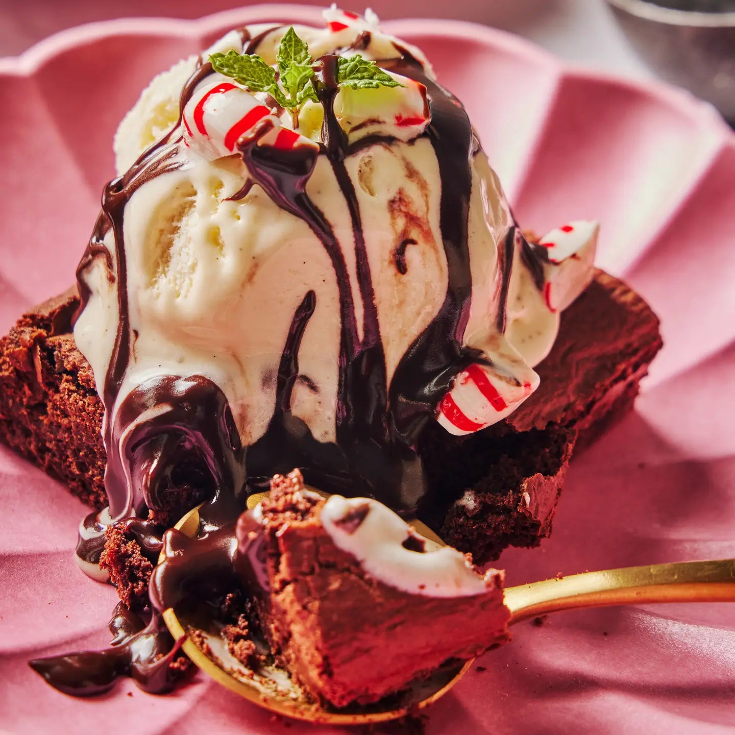 Coops Mini Peppermint Hot Fudge