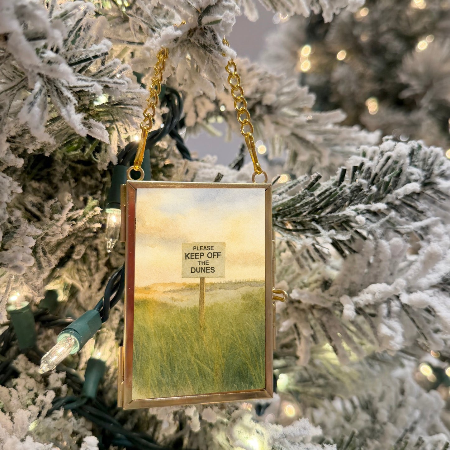 Gold Mini Hanging Frame Ornament