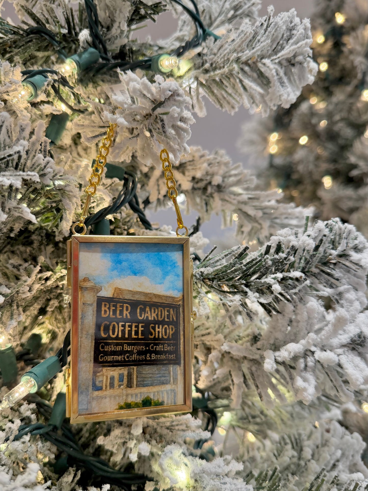 Gold Mini Hanging Frame Ornament