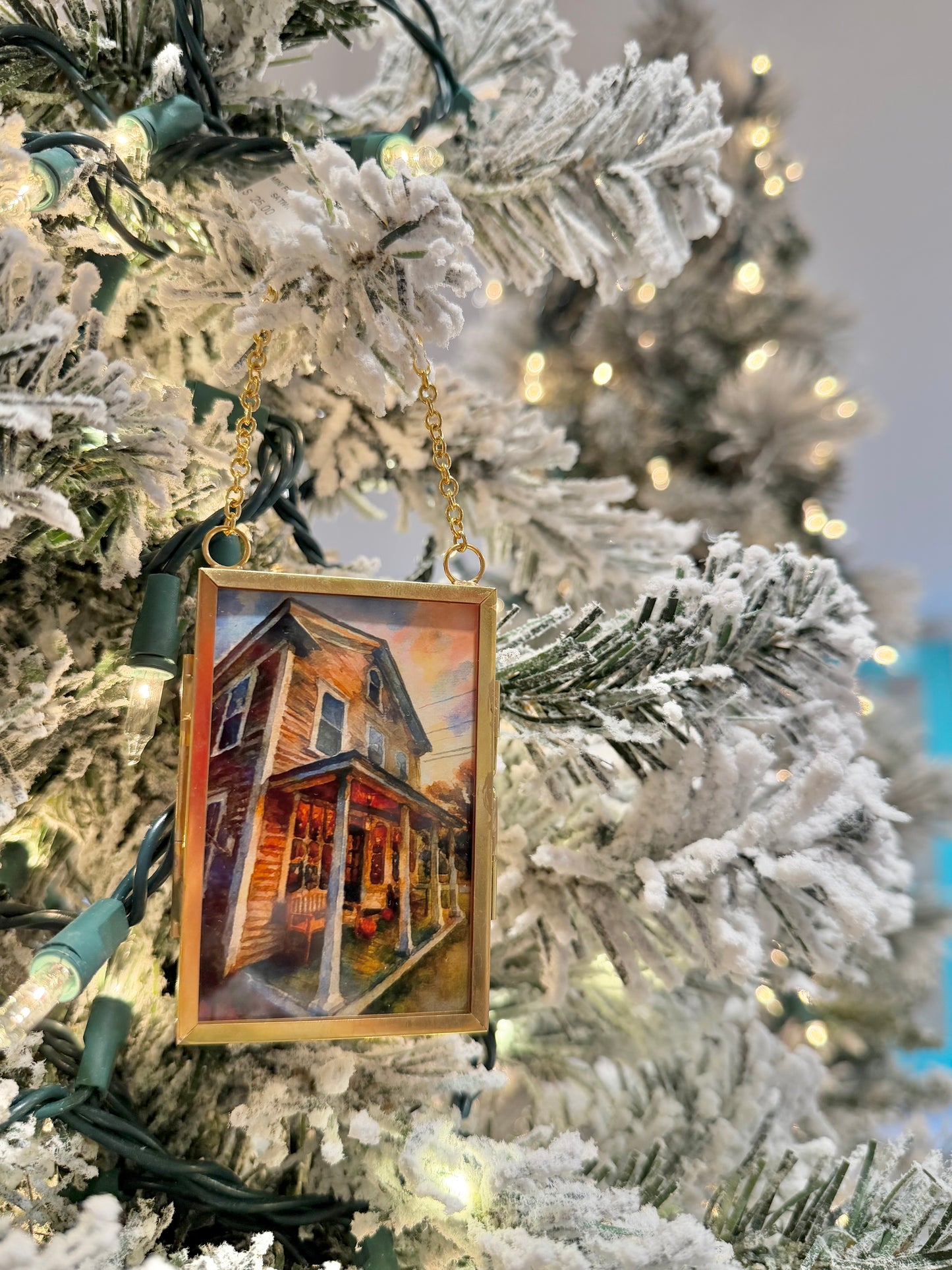 Gold Mini Hanging Frame Ornament