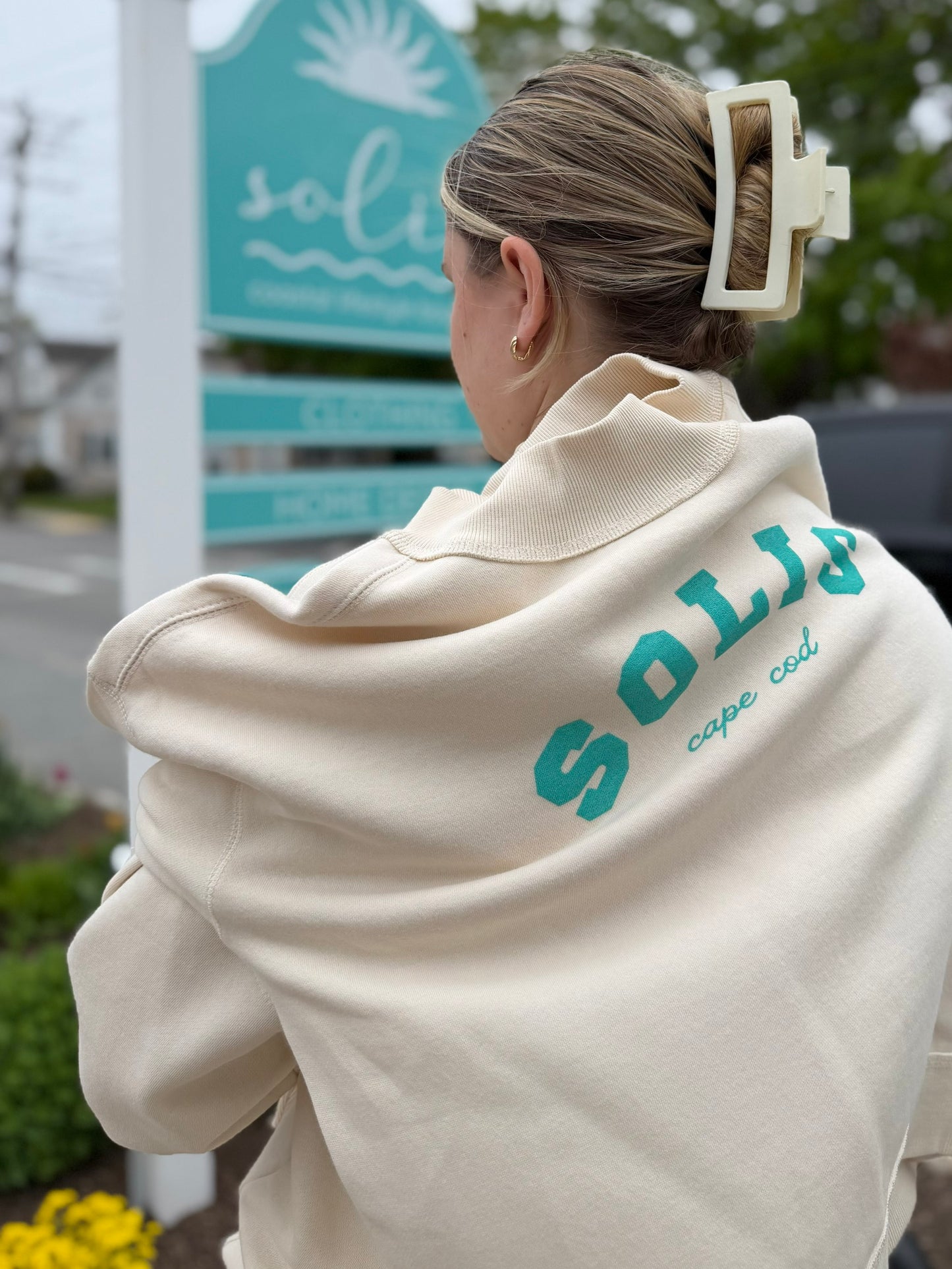Solis Mockneck