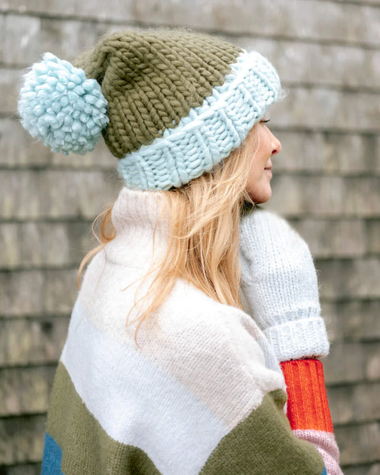Knit Hat W/ Pom - Arctic